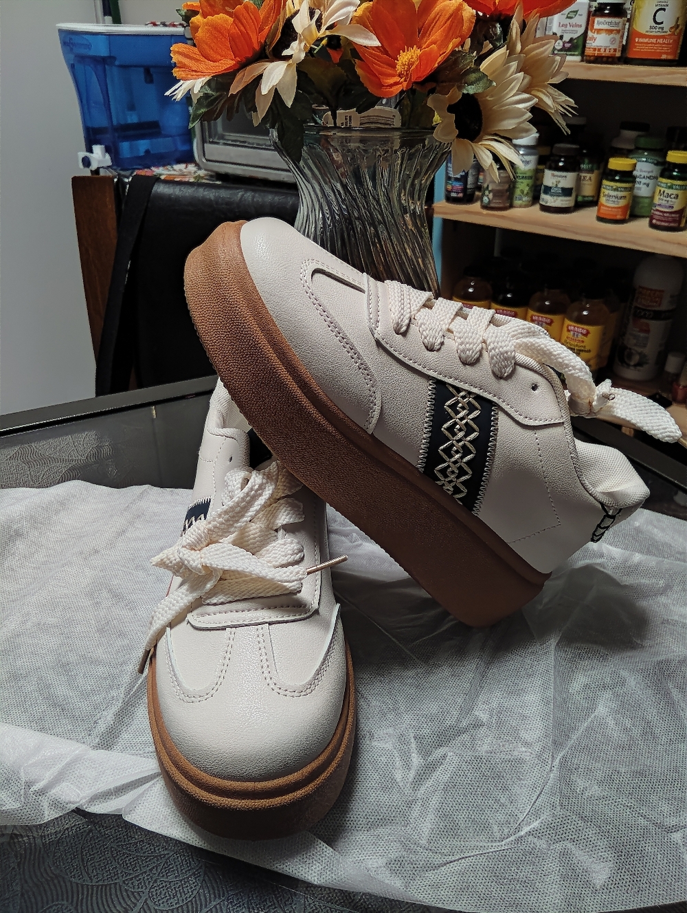 **WHITE & TAN PLATFORM SNEAKERS FOR WOMEN** ππ²π²π²π²π²π² - Picture 6 of 9